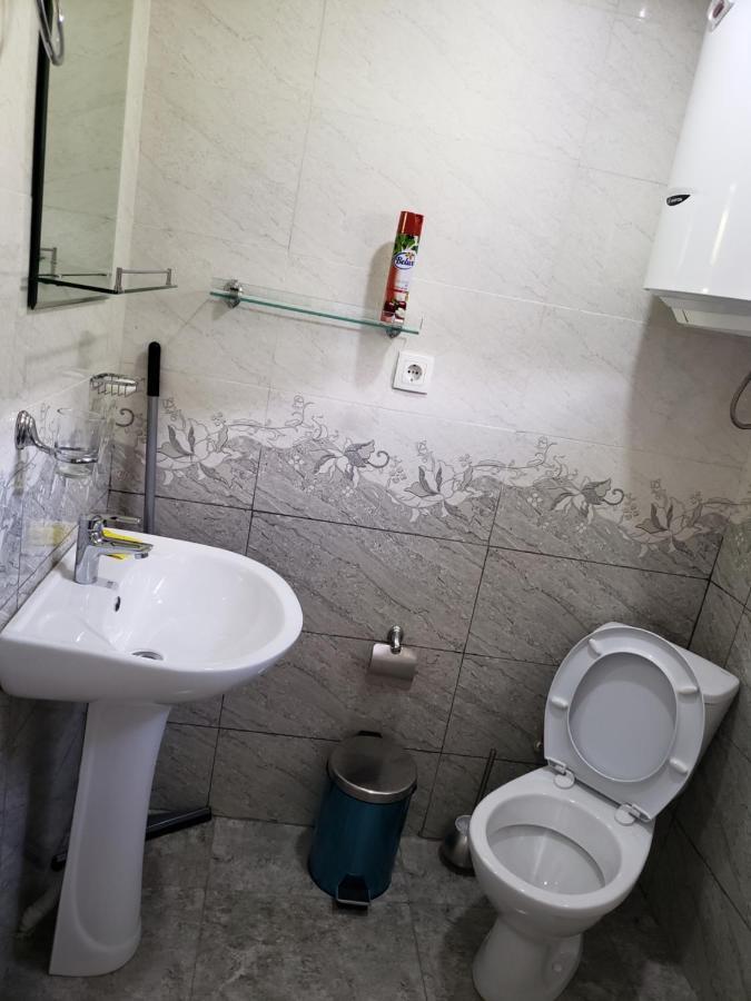 Guest House Nanu Mestia Exterior photo